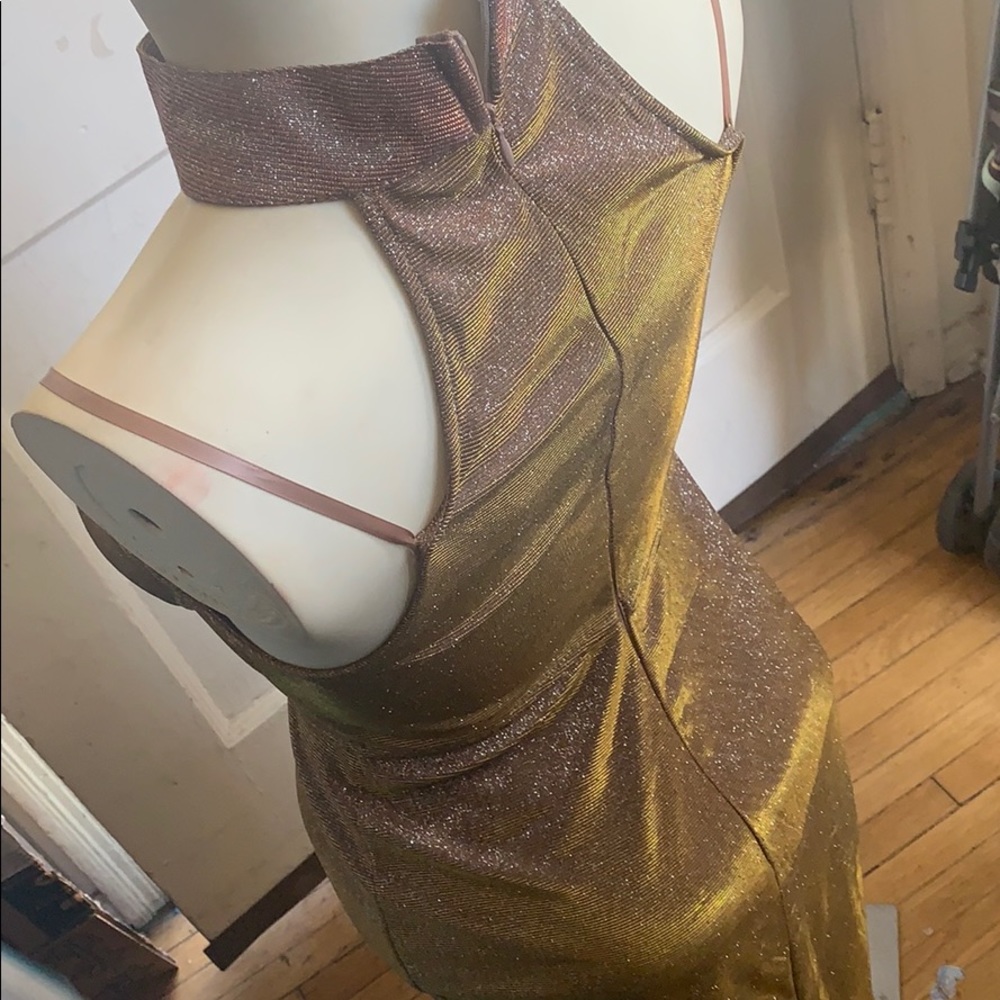 ENTRY DRESS SIZE M - Picture 2 of 8